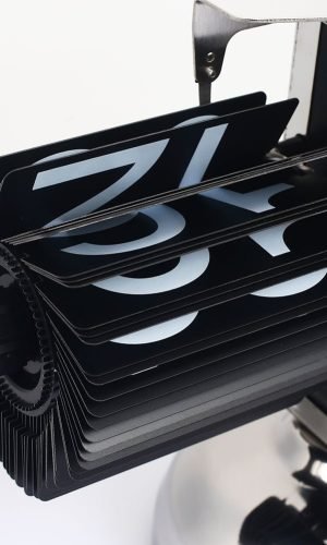 Vintage Retro Flip Clock with Large Letters — Quiet & Stylish