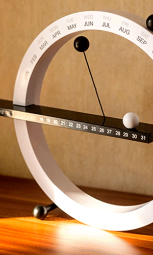 Novelty Perpetual Calendar Magnetic Ball Sculptural Art Calendar
