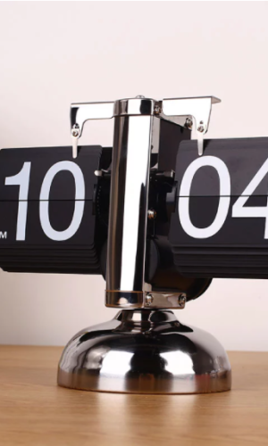 Vintage Retro Flip Clock with Large Letters — Quiet & Stylish