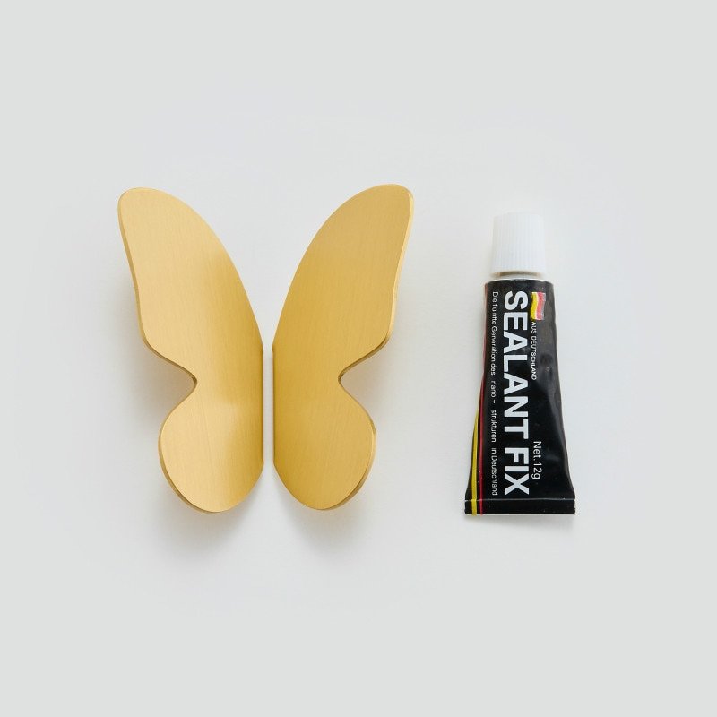 One pair-Punch free