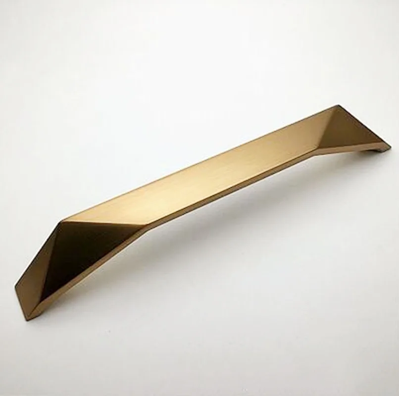 Champagne Brass 192m