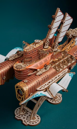 Futuristic Steampunk Airship Model Kit — 25cm, Wood & Metallic Paper