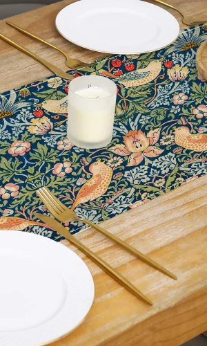 William Morris Table Runner Strawberry Thief 180x33cm