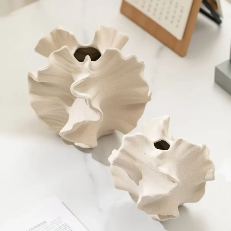 Hamptons Style Ceramic Vase — Aragonite Texture, Coral Shape Hamptons Style vase aragonite texture coral shape ceramic vase Black & white