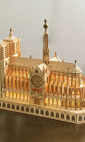 Paris Notre-Dame Cathedral Model Kit & LED Lamp — 39cm, Adults & 14+