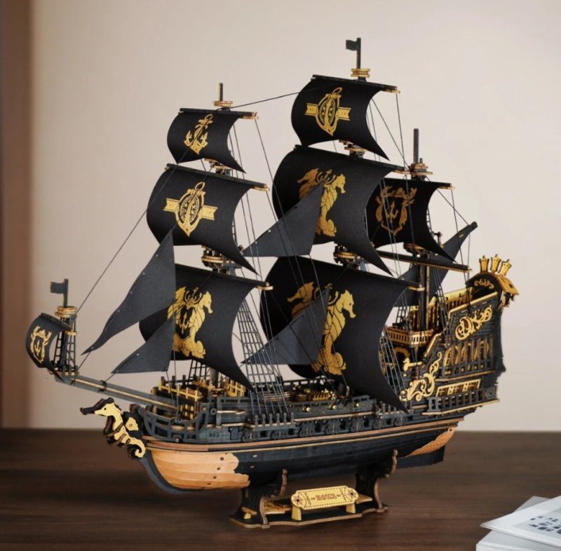 Baroque Pirate Ship Model Kit