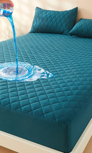Water Repellent Mattress Cover — TPU Membrane Backing