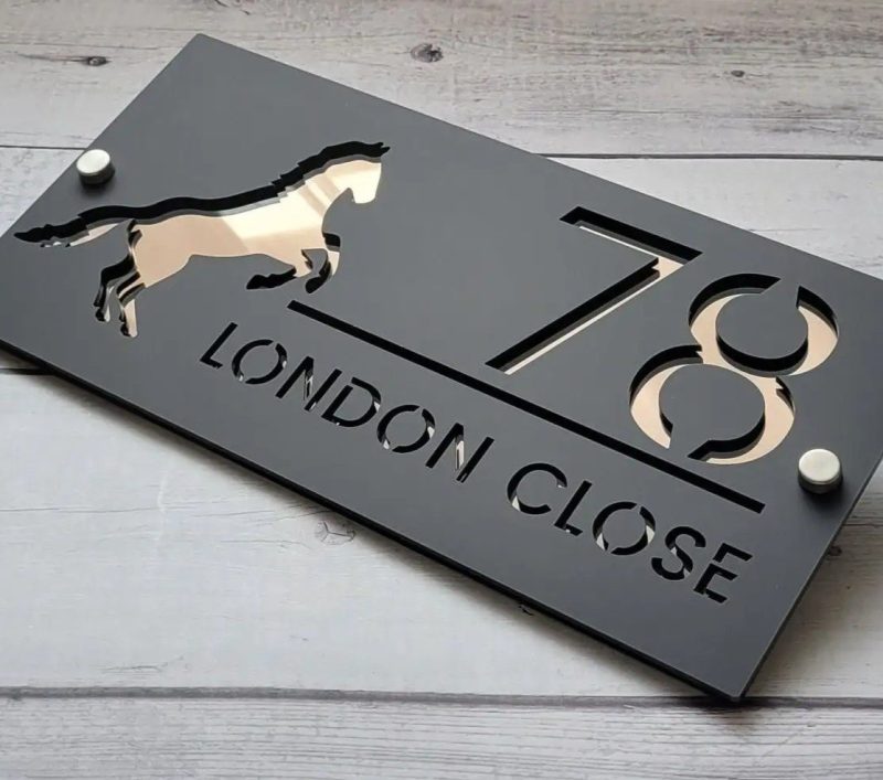 Custom made to order Letterbox & House Numbers Signs with majestic horse