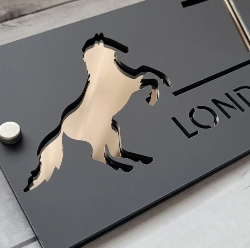 Custom made to order Letterbox & House Numbers Signs with majestic horse