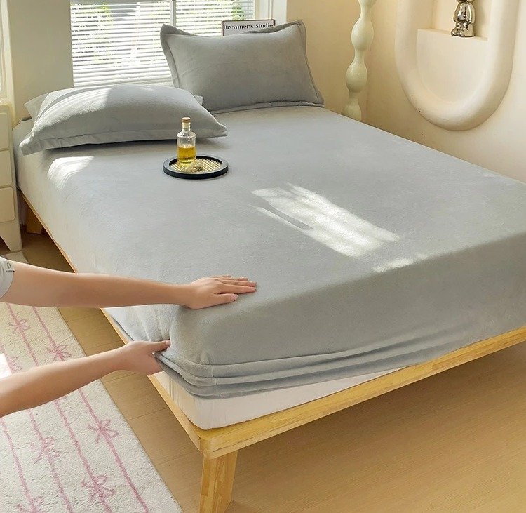Bed Mattress Cover Warm Velvet Fitted Bed Sheet